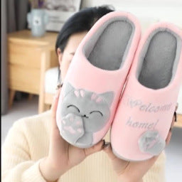 Cotton slippers women's autumn and winter new fashion lucky cat Korean version cute warm adult couple cotton slippers men and women